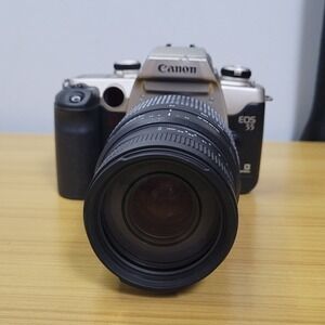 Canon EOS 55 35mm Camera Sigma 70-300mm Date Back Zoom Lens Japan Read